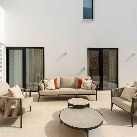 Maxima Villa *