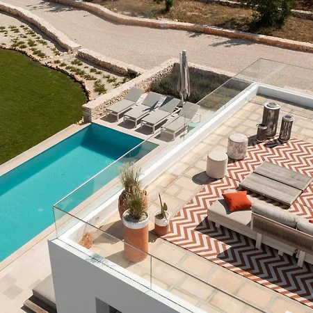 Maxima Villa *